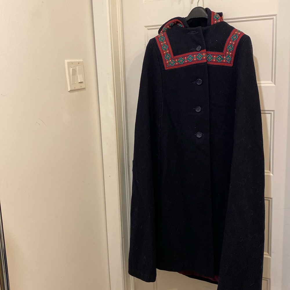 Vintage full length cape / cloak Reitmans Canada
